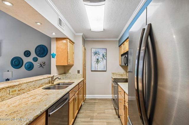 329 SUNRISE Circle, Neptune Beach, FL 32266