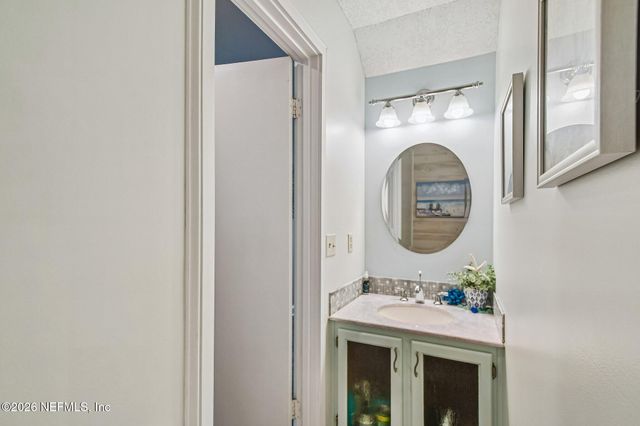 329 SUNRISE Circle, Neptune Beach, FL 32266