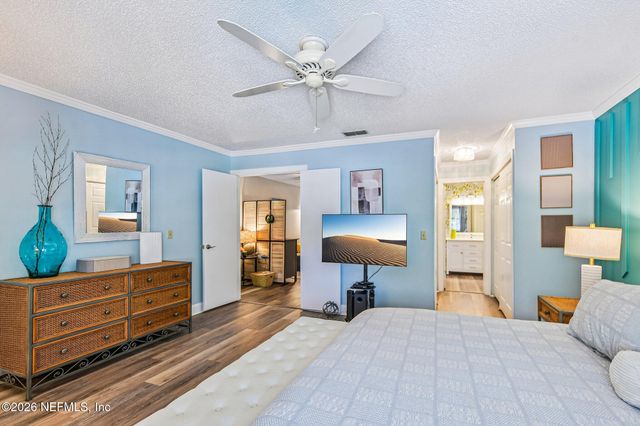 329 SUNRISE Circle, Neptune Beach, FL 32266