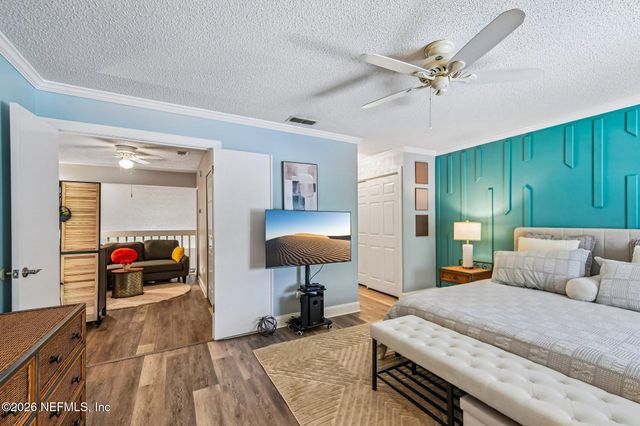 329 SUNRISE Circle, Neptune Beach, FL 32266