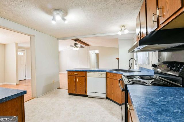 50 Clark Circle, Lexington, GA 30648