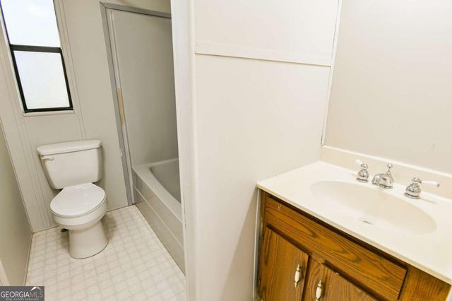 50 Clark Circle, Lexington, GA 30648