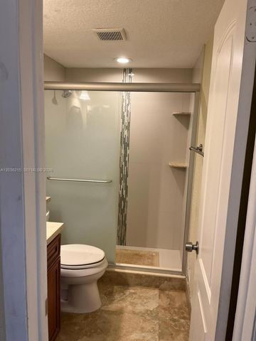 5201 NE 24th Ter A206, Fort Lauderdale, FL 33308