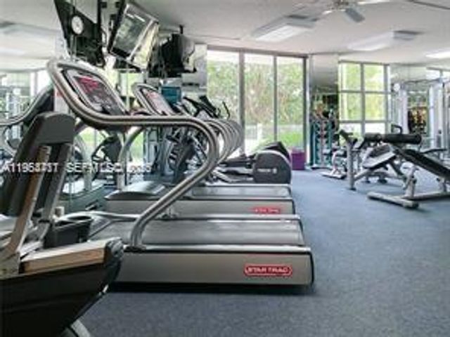 3400 NE 192nd Street 710, Aventura, FL 33180