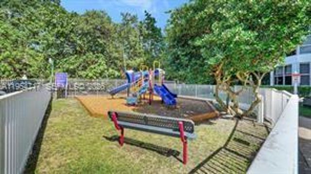 3400 NE 192nd Street 710, Aventura, FL 33180