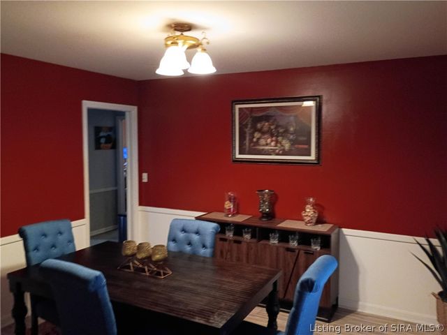 17 Martin Drive, New Albany, IN 47150