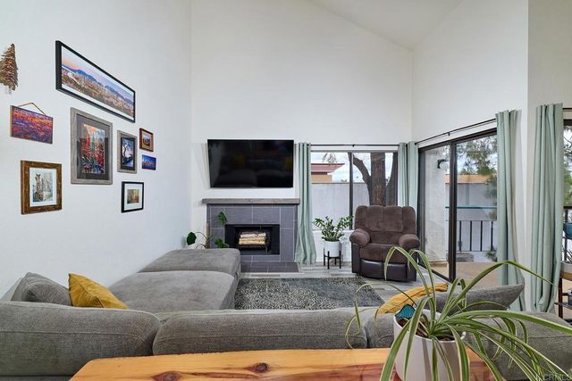 1935 Sunset Drive 45, Escondido, CA 92025