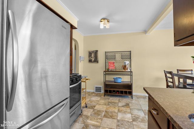 16532 Rosemary Street, Fraser, MI 48026