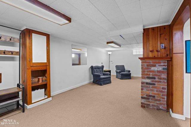 16532 Rosemary Street, Fraser, MI 48026
