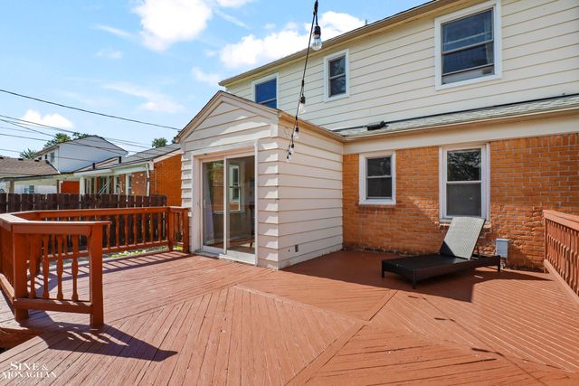 16532 Rosemary Street, Fraser, MI 48026