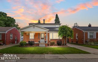 16532 Rosemary Street, Fraser, MI 48026