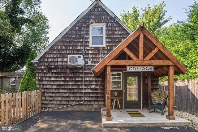 808 MONROE AVE, Glenside, PA 19038