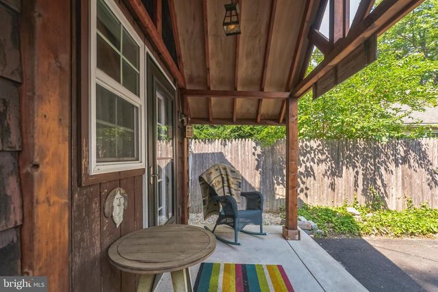 808 MONROE AVE, Glenside, PA 19038