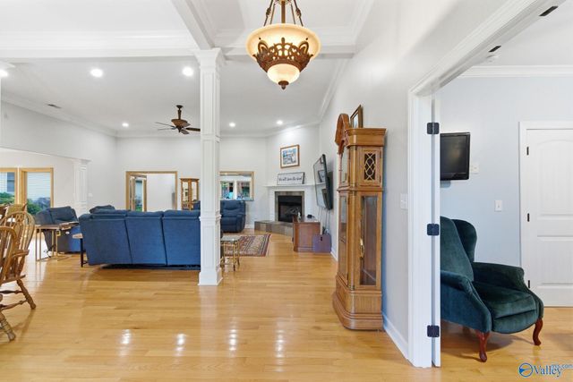 155E Vicki Lane, Owens Cross Roads, AL 35763