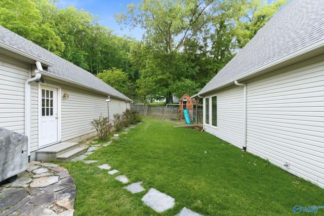 155E Vicki Lane, Owens Cross Roads, AL 35763