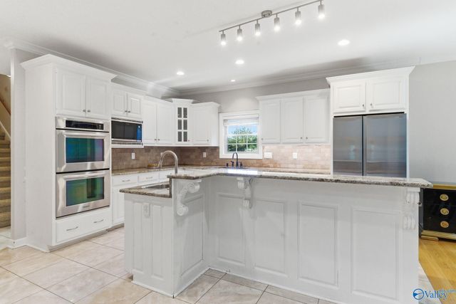 155E Vicki Lane, Owens Cross Roads, AL 35763