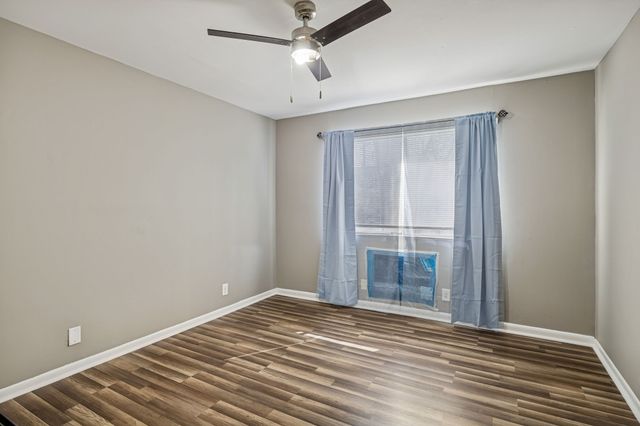 550 Harding Pl Apt F107, Nashville, TN 37211