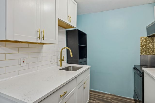 550 Harding Pl Apt F107, Nashville, TN 37211