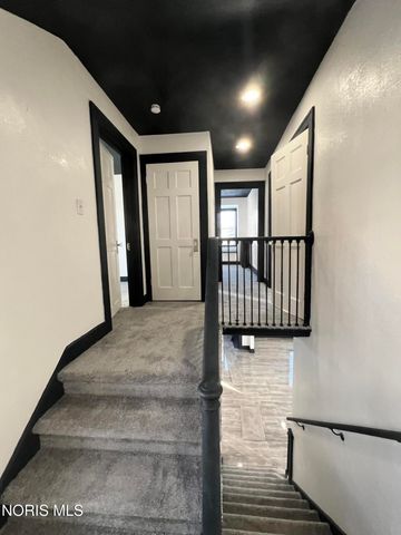 2715 Sagamore Road, Toledo, OH 43606