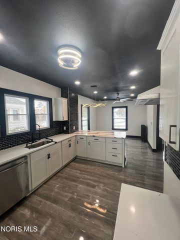 2715 Sagamore Road, Toledo, OH 43606