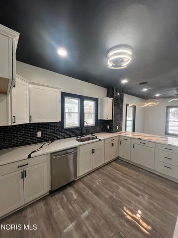 2715 Sagamore Road, Toledo, OH 43606