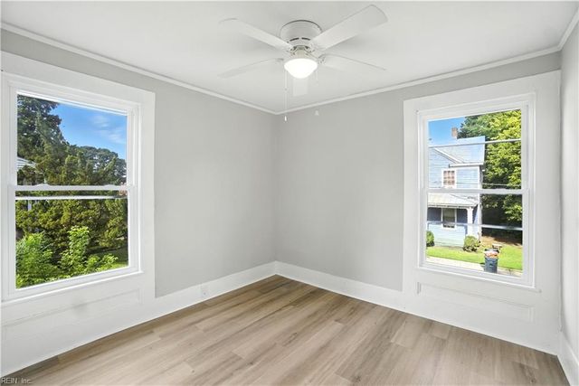 124 Wellons St, Suffolk, VA 23434