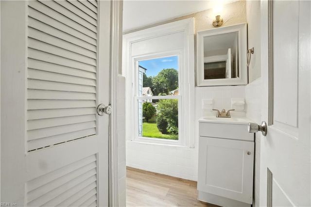 124 Wellons St, Suffolk, VA 23434