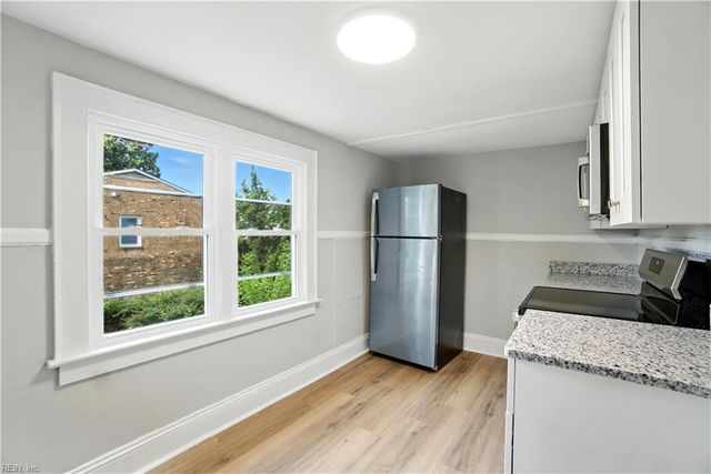 124 Wellons St, Suffolk, VA 23434