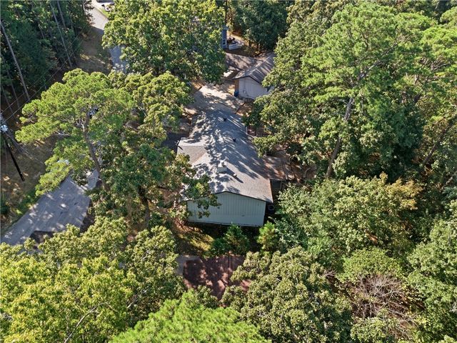 7 Grisham Lane, Bella Vista, AR 72715