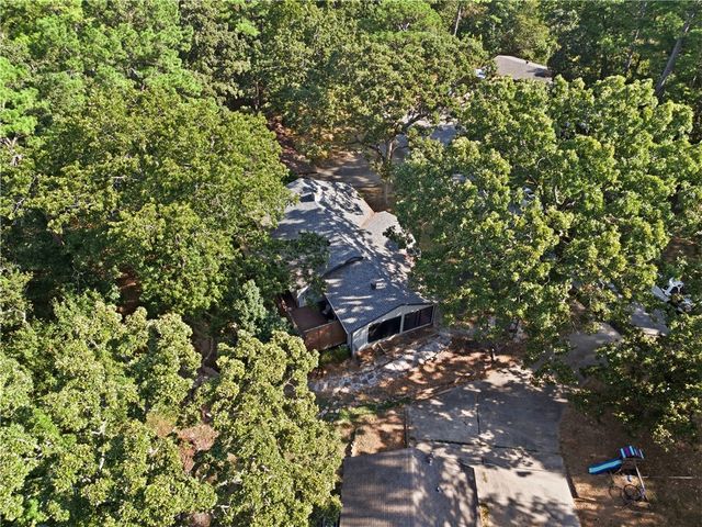 7 Grisham Lane, Bella Vista, AR 72715