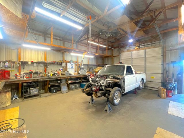 326 Woodstock Lane, Belhaven, NC 27810