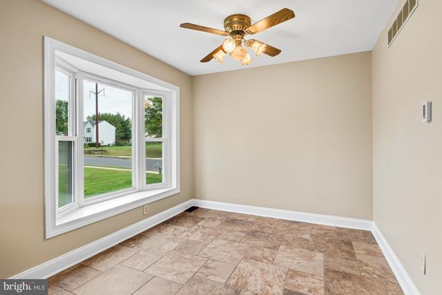 919 MORGAN LN, Perkasie, PA 18944