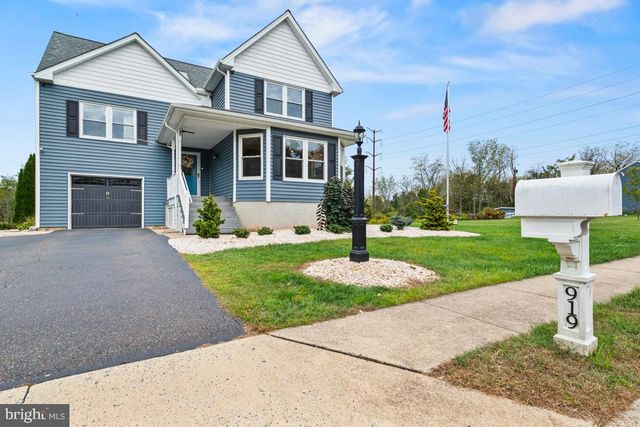 919 MORGAN LN, Perkasie, PA 18944