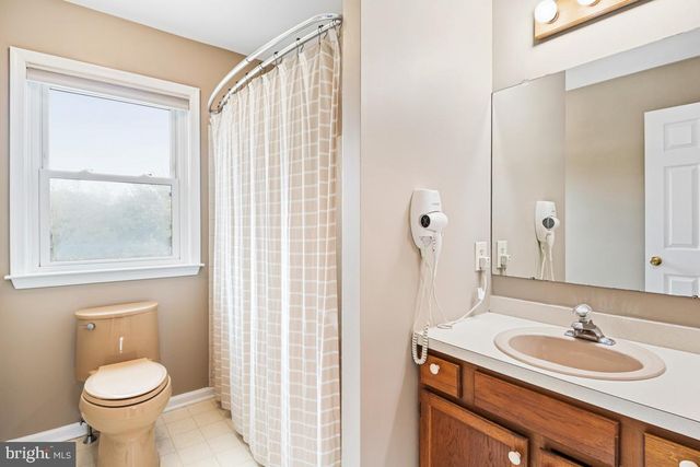 919 MORGAN LN, Perkasie, PA 18944