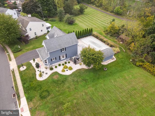 919 MORGAN LN, Perkasie, PA 18944