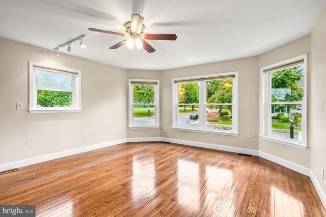 919 MORGAN LN, Perkasie, PA 18944