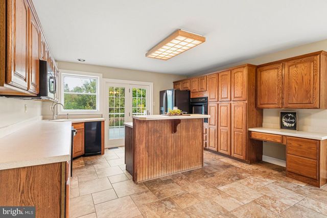919 MORGAN LN, Perkasie, PA 18944