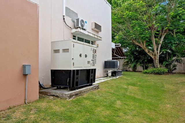 URB MIRABELLA B-53 AQUAMARINA, Bayamon, PR 00961