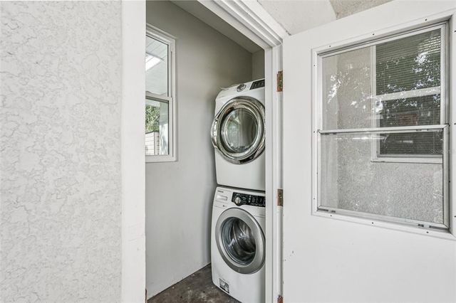 2340 NOVUS STREET, Sarasota, FL 34237