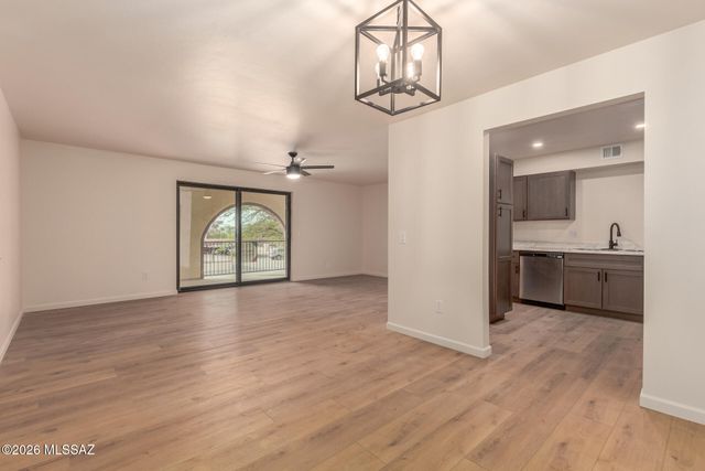 6342 N Barcelona Ln Unit 117, Tucson, AZ 85704