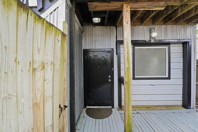 5313 Palmetto Street C, Houston, TX 77081