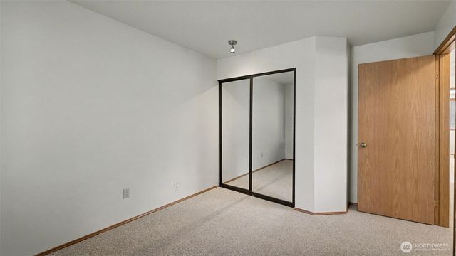 24238 SE 43rd Court, Sammamish, WA 98029