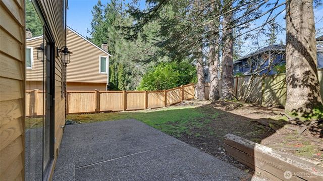 24238 SE 43rd Court, Sammamish, WA 98029