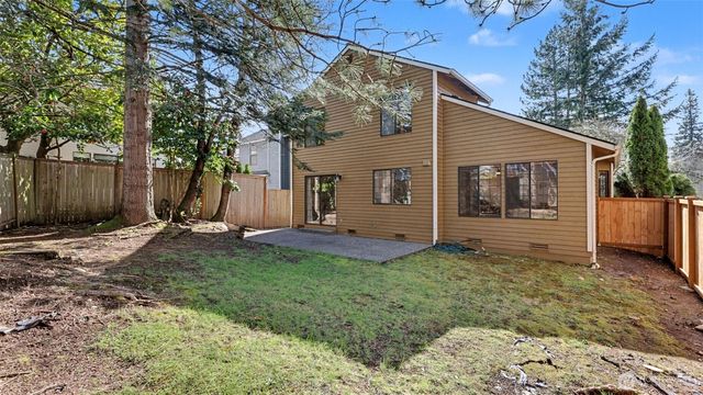 24238 SE 43rd Court, Sammamish, WA 98029
