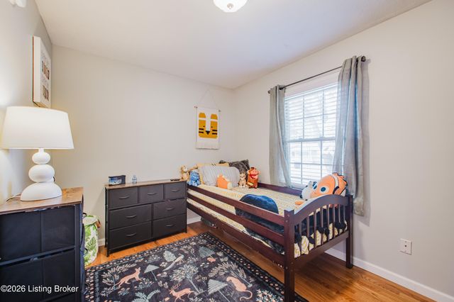7106 Uranus Dr, Louisville, KY 40258