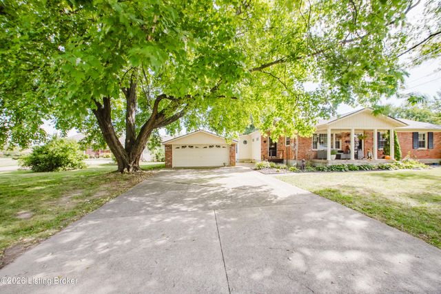 7106 Uranus Dr, Louisville, KY 40258