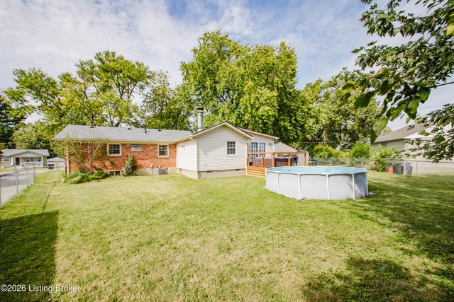 7106 Uranus Dr, Louisville, KY 40258