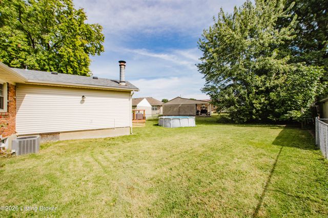 7106 Uranus Dr, Louisville, KY 40258