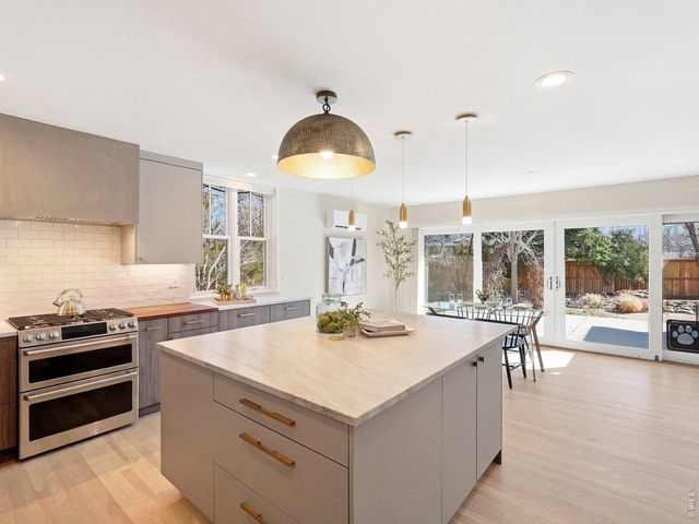 4165 17th St, Boulder, CO 80304