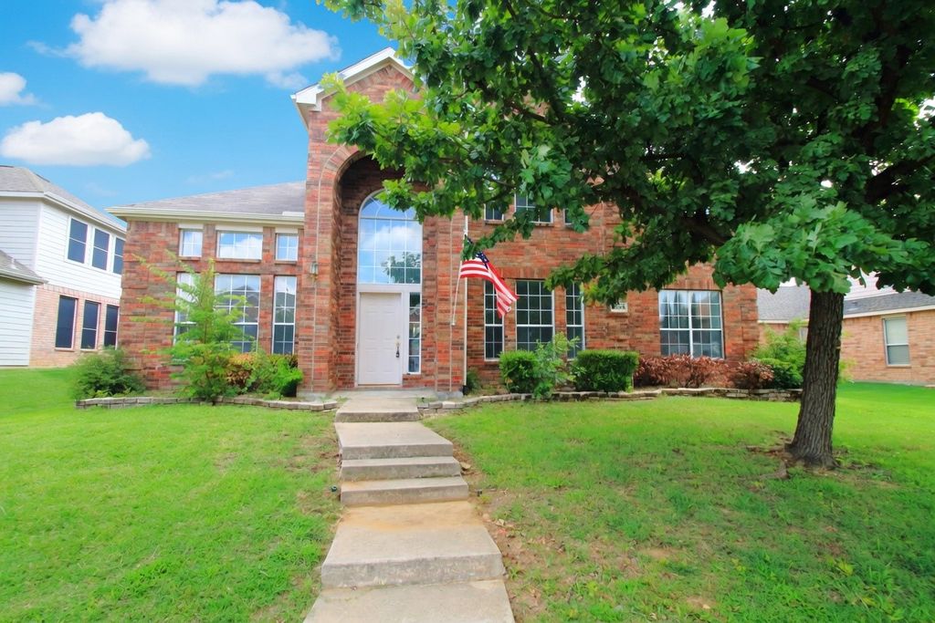 4004 Lakeside Drive, The Colony, TX 75056